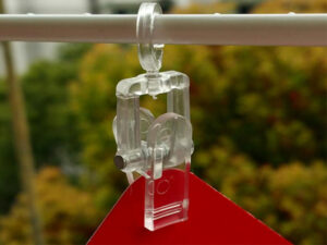 B25 Plastic Pop Sign Display Clamp Clip Holder Hook 1