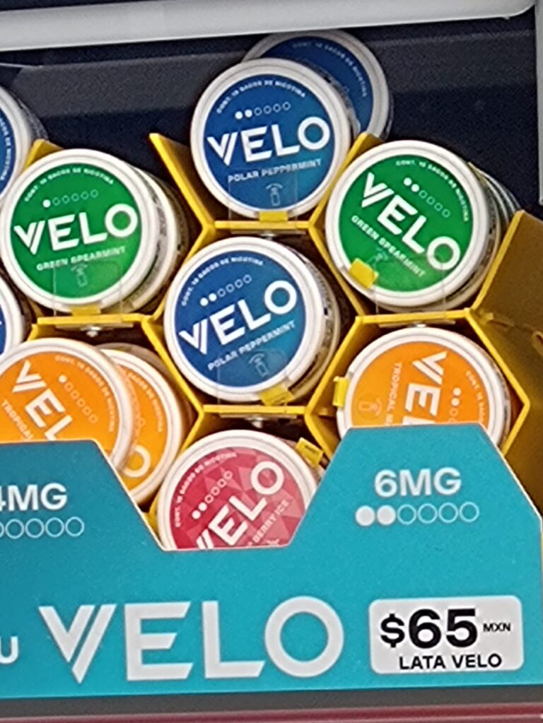 chewing tobacco display rack (2)